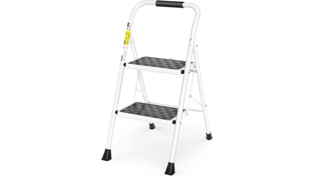 cushioned handle step ladder