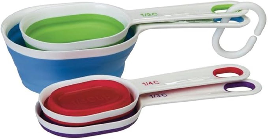 flexible set of measuring cups
